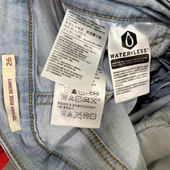 Levi's Studded 721 High Rise Skinny Jeans Raw Hem Light Wash 26 W26 L30 - Picture 10 of 10